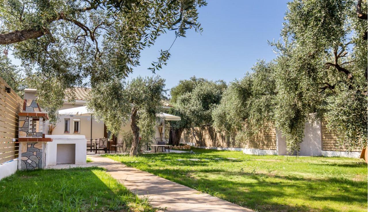 Villa 4 You Iliopetra Skala Sotiros Exterior foto
