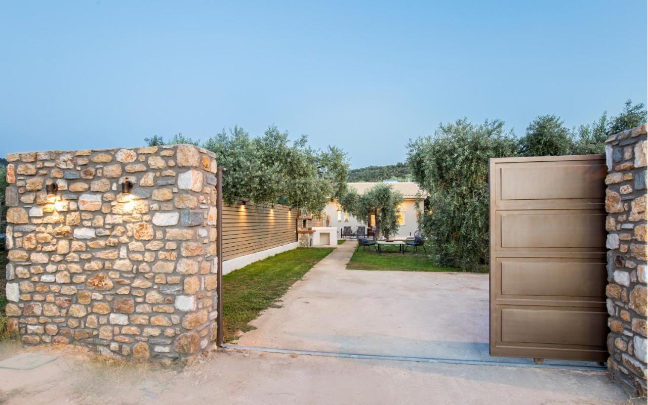 Villa 4 You Iliopetra Skala Sotiros Exterior foto